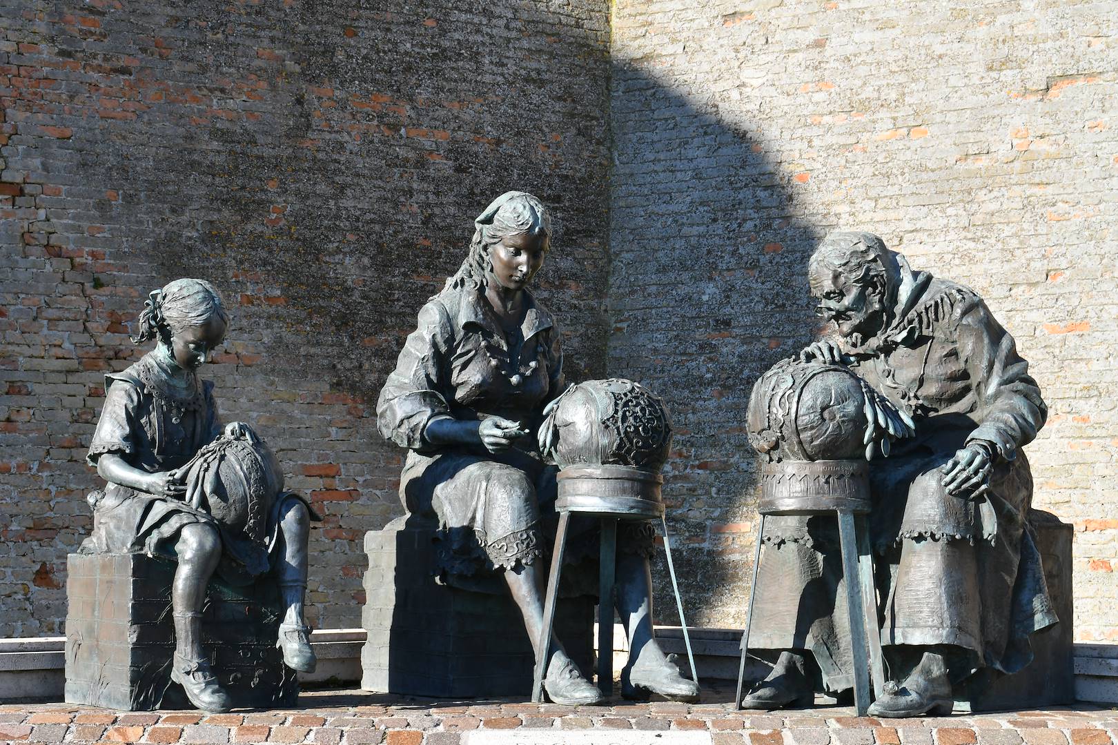 Monumento alle merlettaie
